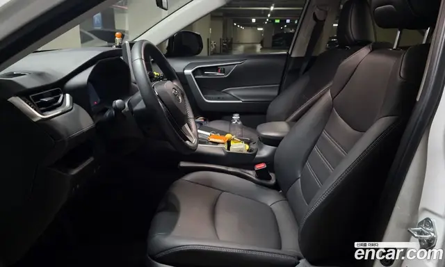 Toyota RAV4 2024 2.5 автомат (гидро), миниатюра 5 Toyota RAV4 2024 2.5 автомат (гидро), миниатюра 5