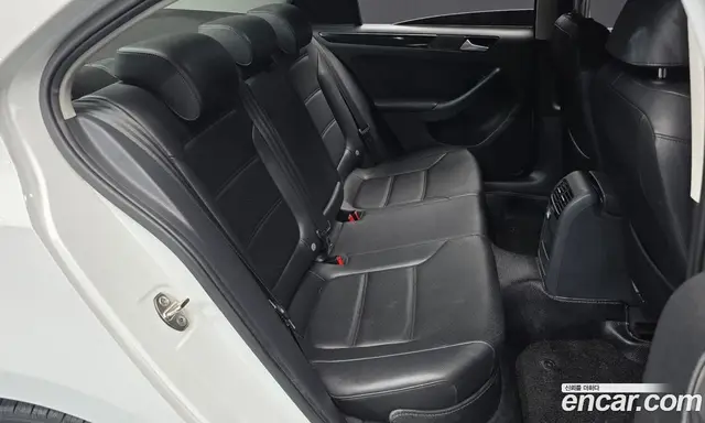 Volkswagen Jetta 2015 2.0 автомат (гидро), миниатюра 12