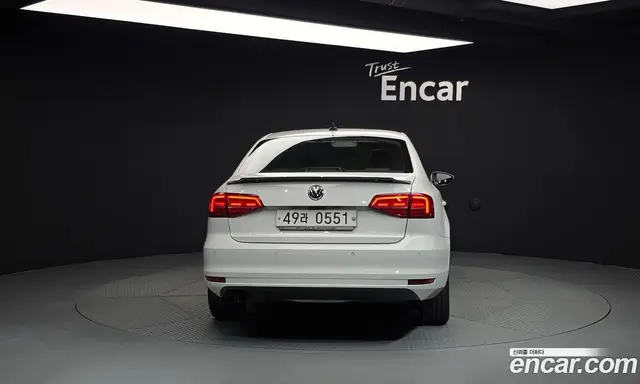 Volkswagen Jetta 2015 2.0 автомат (гидро), миниатюра 4 Volkswagen Jetta 2015 2.0 автомат (гидро), миниатюра 4