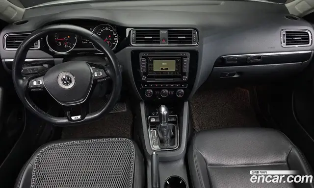 Volkswagen Jetta 2015 2.0 автомат (гидро), миниатюра 7 Volkswagen Jetta 2015 2.0 автомат (гидро), миниатюра 7