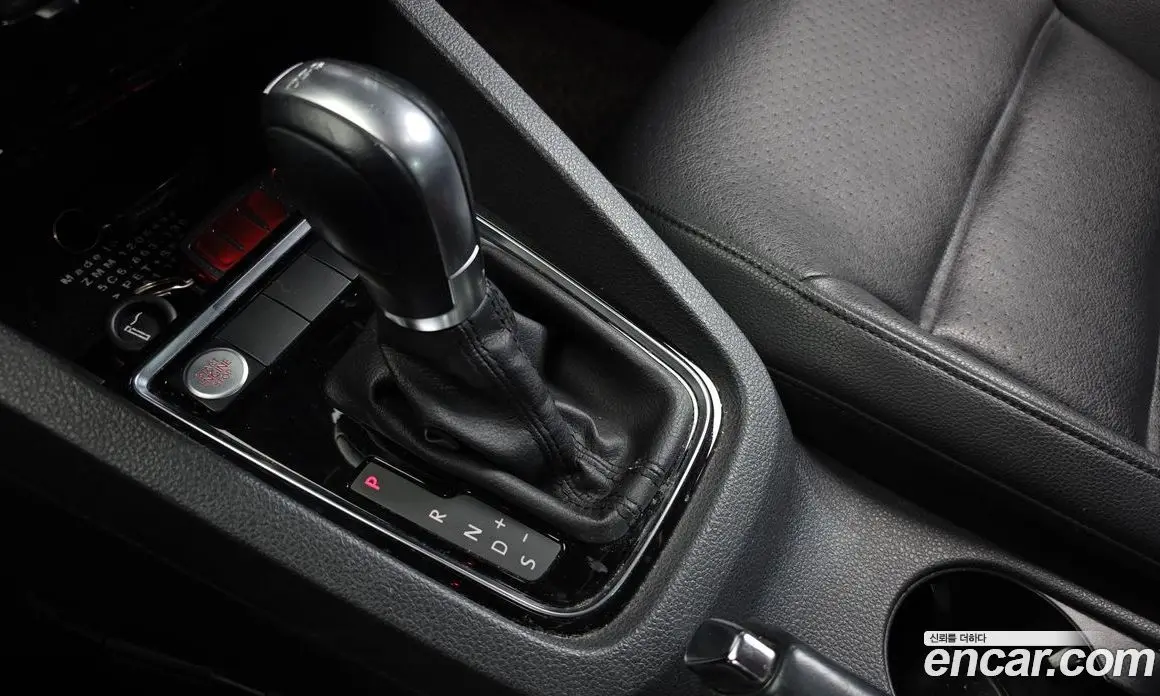 Volkswagen Jetta 2015 2.0 автомат (гидро), фото 9 Volkswagen Jetta 2015 2.0 автомат (гидро), фото 9