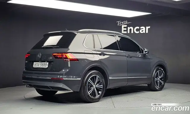 Volkswagen Tiguan 2018 2.0 автомат (гидро), миниатюра 2