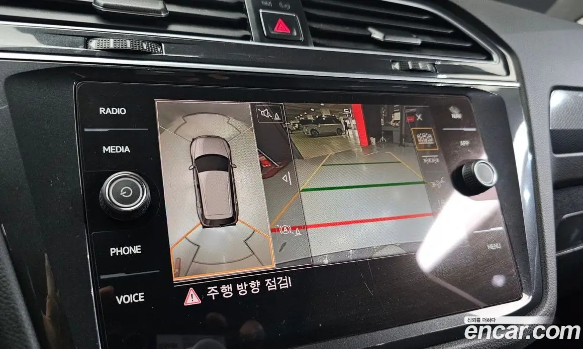 Volkswagen Tiguan 2018 2.0 автомат (гидро), фото 14