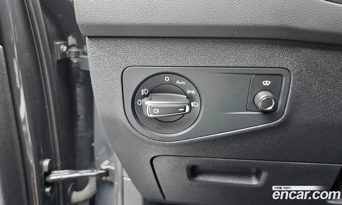 Volkswagen Tiguan 2018 2.0 автомат (гидро), фото 20