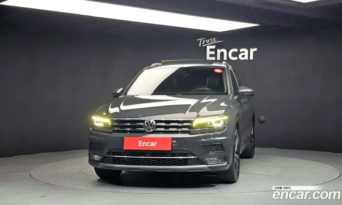 Volkswagen Tiguan 2018 2.0 автомат (гидро), фото 3