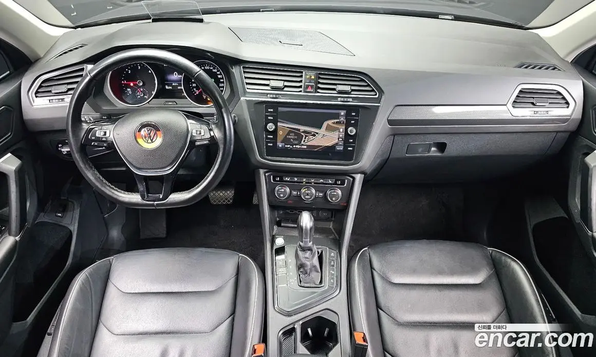 Volkswagen Tiguan 2018 2.0 автомат (гидро), фото 7
