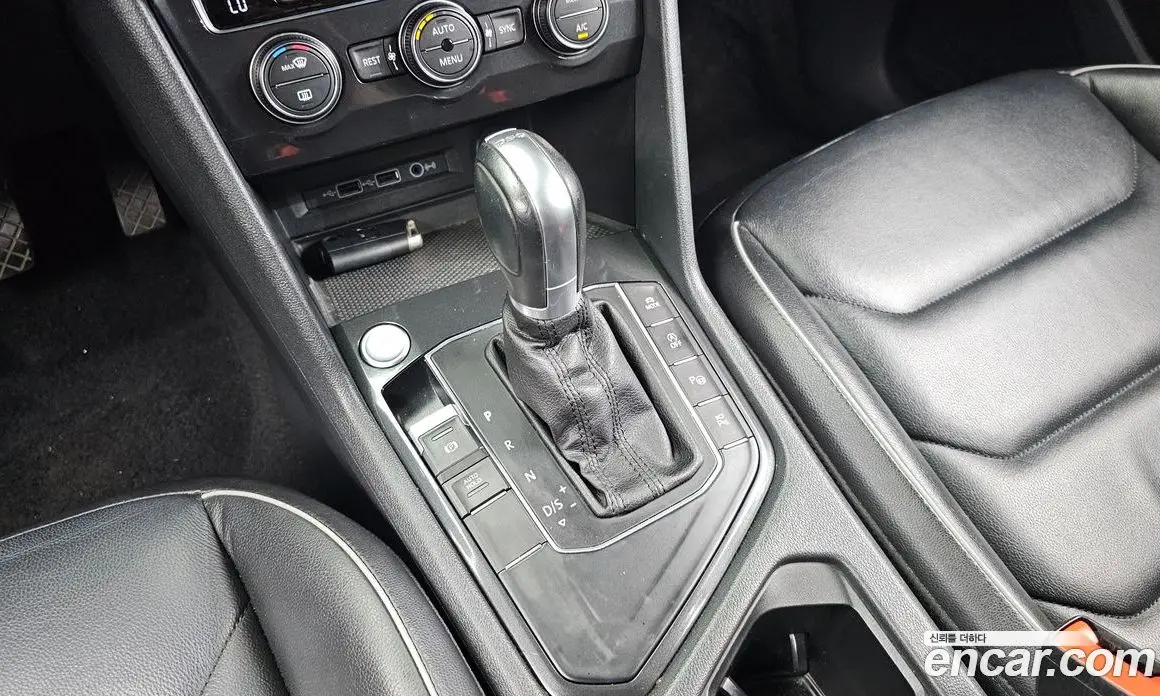 Volkswagen Tiguan 2018 2.0 автомат (гидро), фото 9