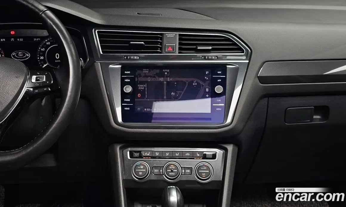 Volkswagen Tiguan 2018 2.0 автомат (гидро), фото 15
