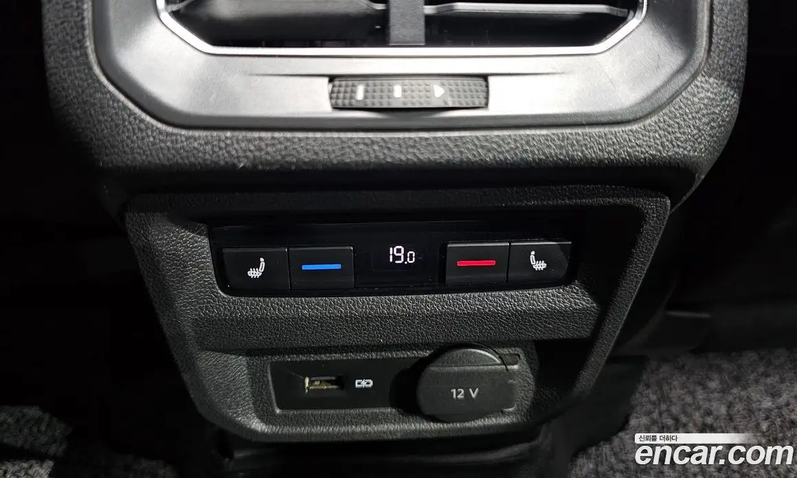 Volkswagen Tiguan 2018 2.0 автомат (гидро), фото 19