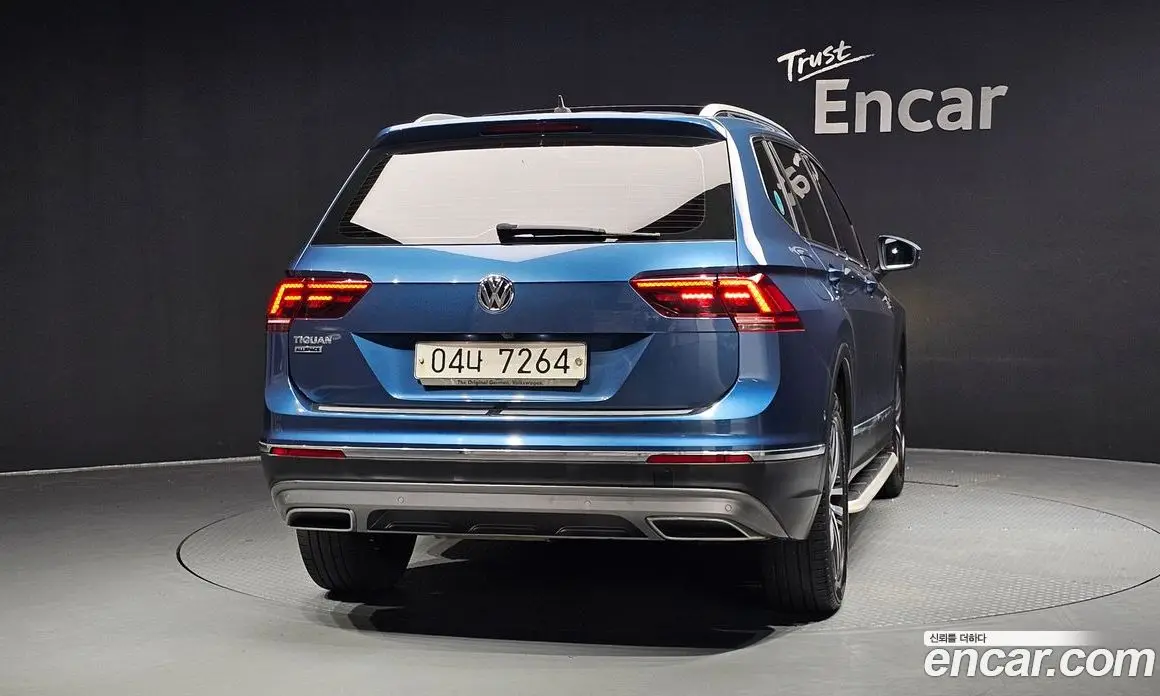 Volkswagen Tiguan 2018 2.0 автомат (гидро), фото 4