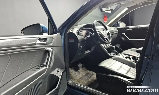 Volkswagen Tiguan 2018 2.0 автомат (гидро), миниатюра 10