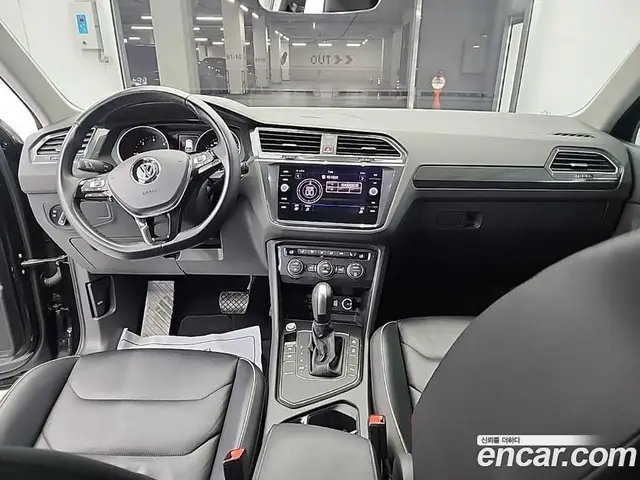Volkswagen Tiguan 2020 2.0 автомат (гидро), миниатюра 7 Volkswagen Tiguan 2020 2.0 автомат (гидро), миниатюра 7