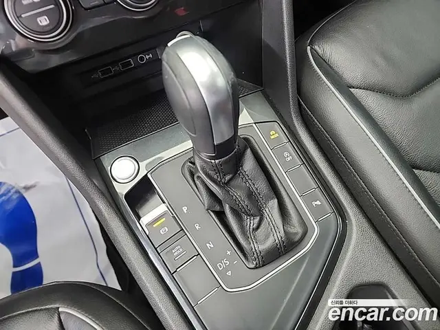 Volkswagen Tiguan 2020 2.0 автомат (гидро), миниатюра 8 Volkswagen Tiguan 2020 2.0 автомат (гидро), миниатюра 8