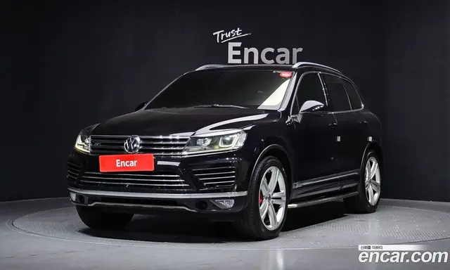 Volkswagen Touareg 2016 3.0 автомат (гидро), миниатюра 1 Volkswagen Touareg 2016 3.0 автомат (гидро), миниатюра 1