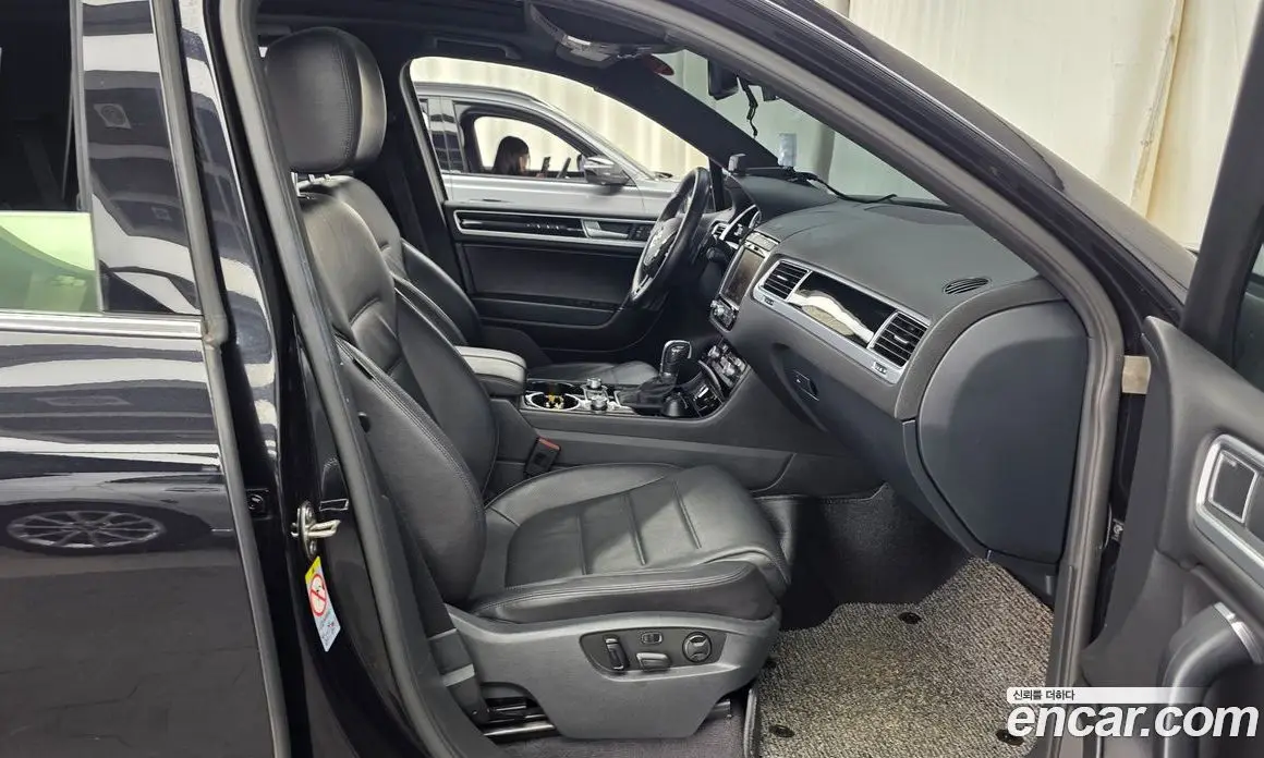 Volkswagen Touareg 2016 3.0 автомат (гидро), фото 11 Volkswagen Touareg 2016 3.0 автомат (гидро), фото 11