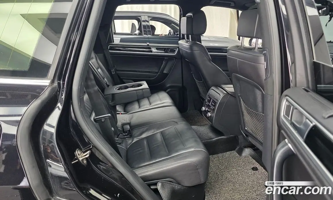 Volkswagen Touareg 2016 3.0 автомат (гидро), фото 12 Volkswagen Touareg 2016 3.0 автомат (гидро), фото 12