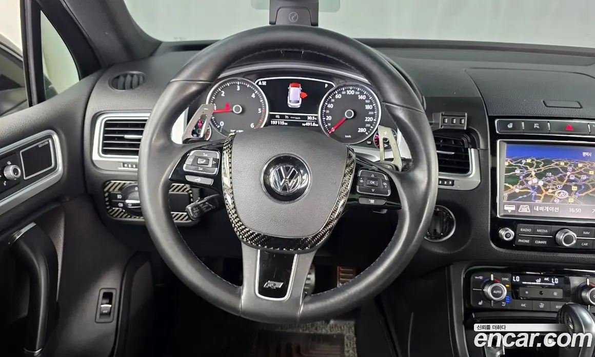 Volkswagen Touareg 2016 3.0 автомат (гидро), фото 13 Volkswagen Touareg 2016 3.0 автомат (гидро), фото 13
