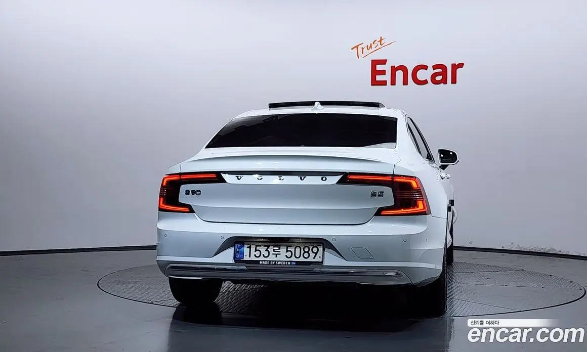 Volvo S90 2021 2.0 автомат (гидро), фото 3 Volvo S90 2021 2.0 автомат (гидро), фото 3