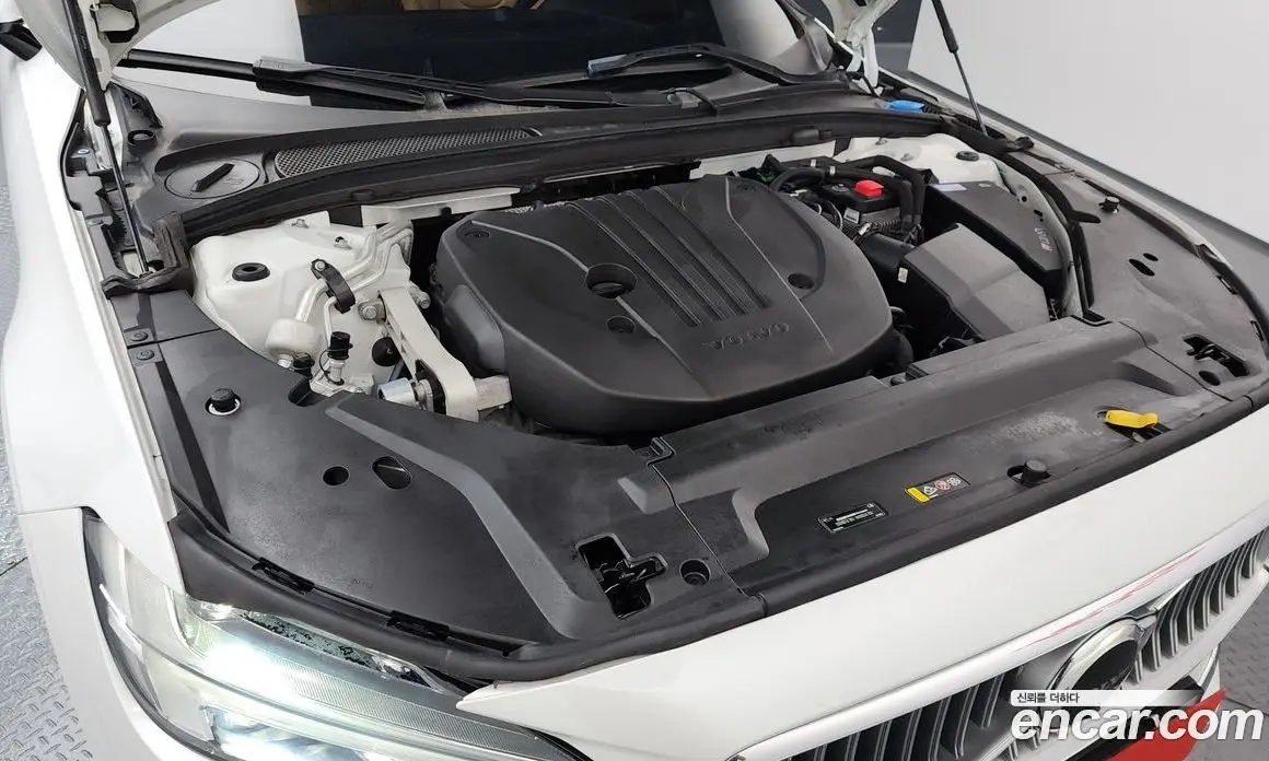 Volvo S90 2021 2.0 автомат (гидро), фото 5 Volvo S90 2021 2.0 автомат (гидро), фото 5