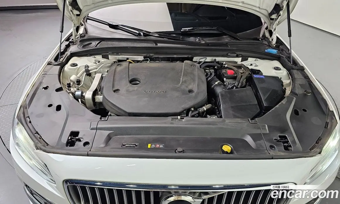Volvo S90 2021 2.0 автомат (гидро), фото 6 Volvo S90 2021 2.0 автомат (гидро), фото 6