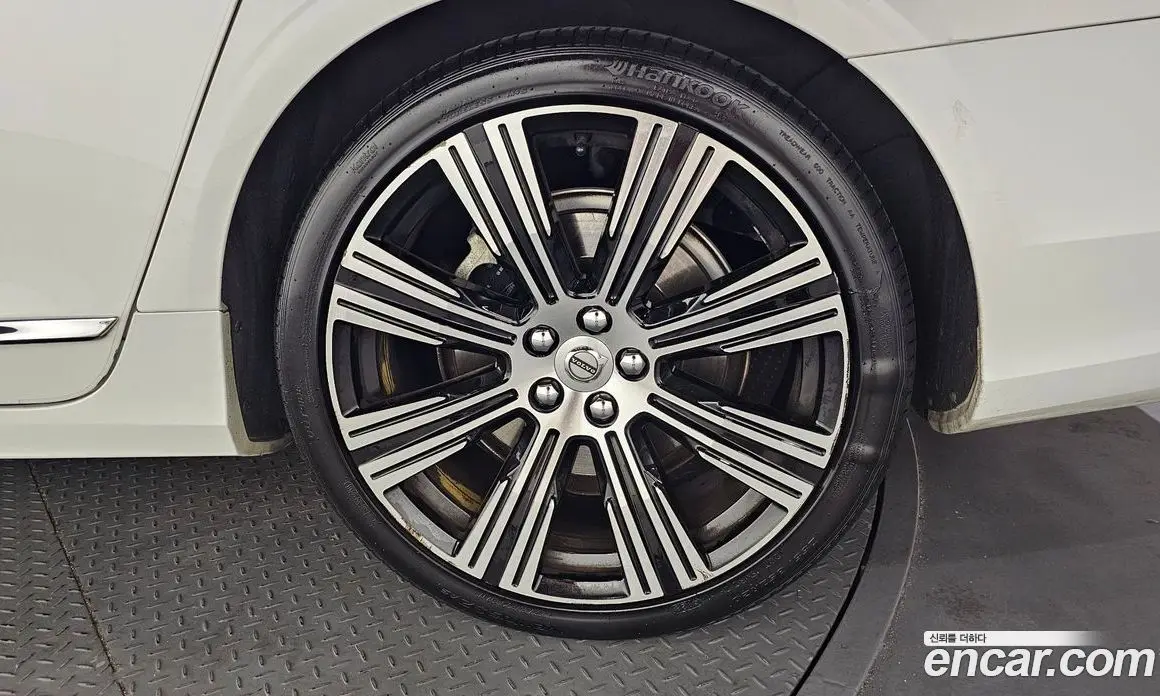 Volvo S90 2021 2.0 автомат (гидро), фото 7 Volvo S90 2021 2.0 автомат (гидро), фото 7