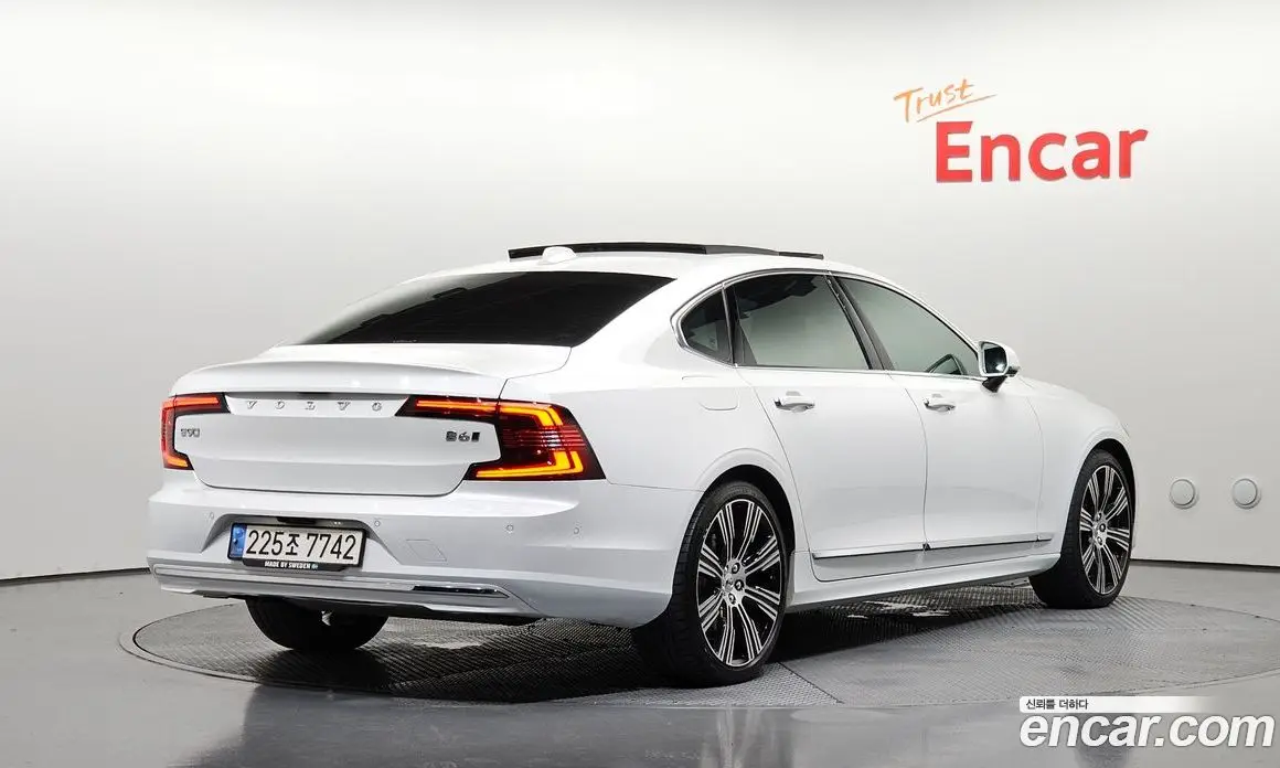 Volvo S90 2022 2.0 автомат (гидро), фото 2 Volvo S90 2022 2.0 автомат (гидро), фото 2