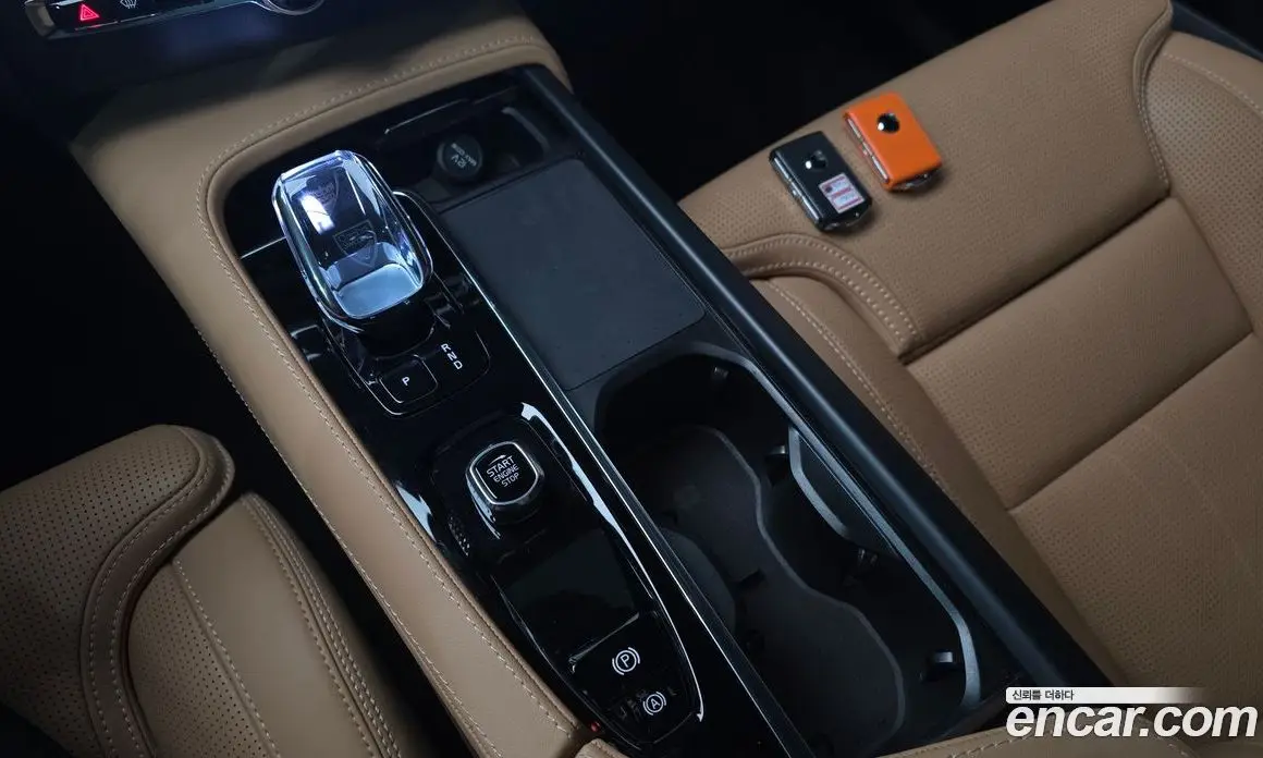 Volvo XC90 2025 2.0 автомат (гидро), фото 12