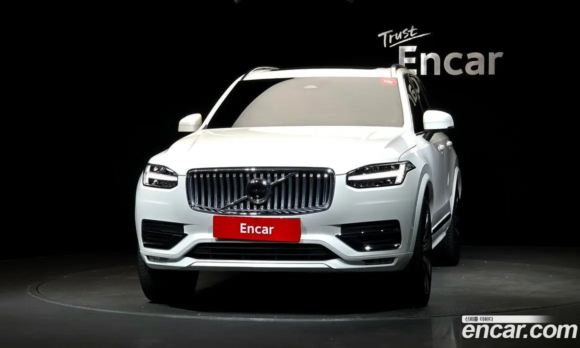 Volvo XC90 2025 2.0 автомат (гидро), фото 3