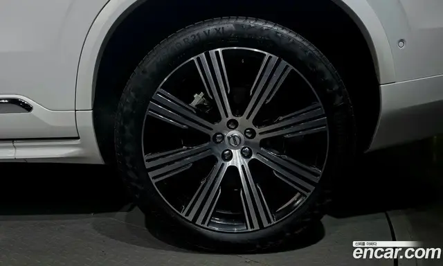 Volvo XC90 2025 2.0 автомат (гидро), миниатюра 7