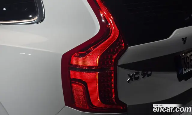 Volvo XC90 2025 2.0 автомат (гидро), миниатюра 9