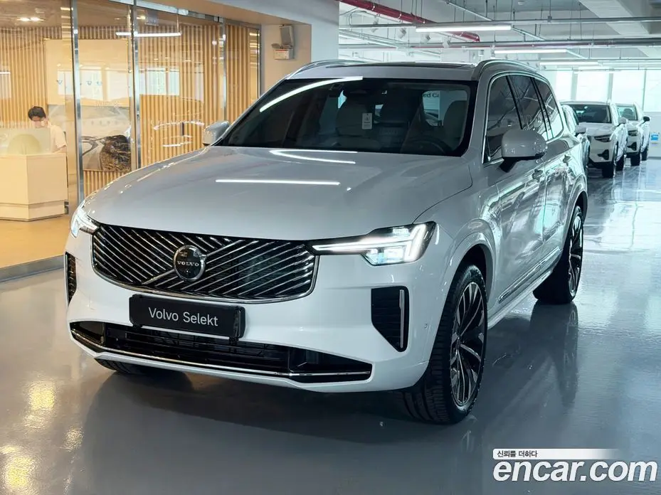 Volvo XC90 2026 2.0 автомат (гидро), фото 1 Volvo XC90 2026 2.0 автомат (гидро), фото 1