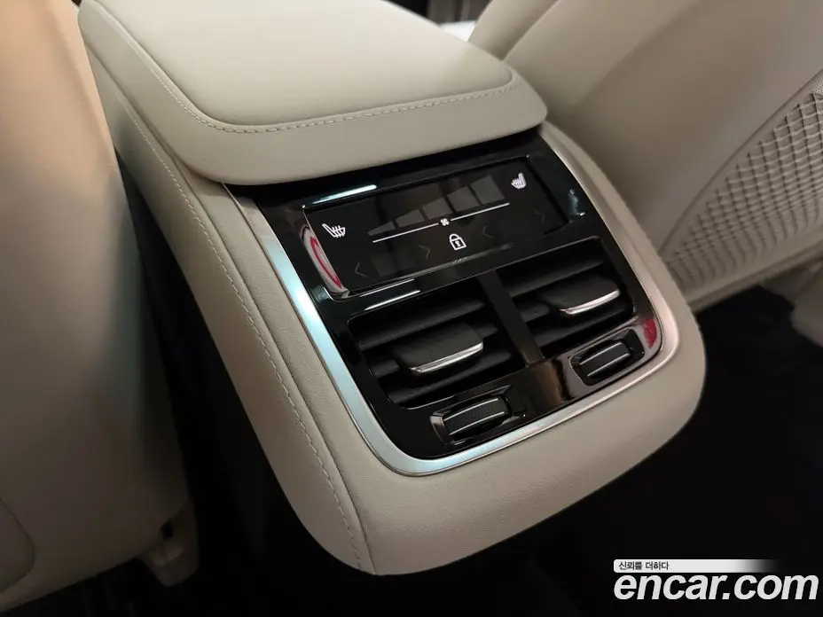 Volvo XC90 2026 2.0 автомат (гидро), фото 13 Volvo XC90 2026 2.0 автомат (гидро), фото 13