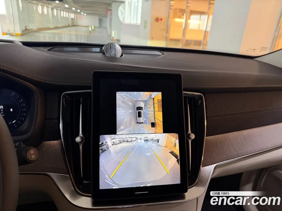 Volvo XC90 2026 2.0 автомат (гидро), фото 15 Volvo XC90 2026 2.0 автомат (гидро), фото 15