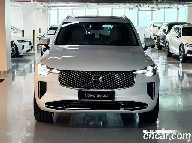 Volvo XC90 2026 2.0 автомат (гидро), миниатюра 3 Volvo XC90 2026 2.0 автомат (гидро), миниатюра 3