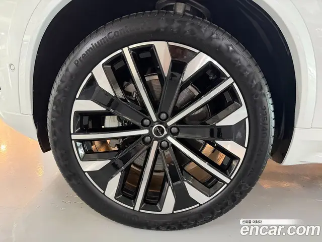 Volvo XC90 2026 2.0 автомат (гидро), миниатюра 5 Volvo XC90 2026 2.0 автомат (гидро), миниатюра 5