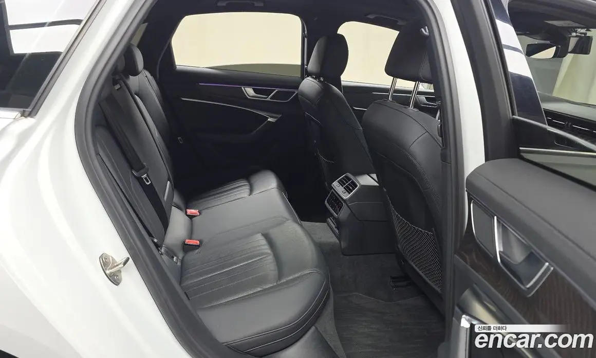 Audi A6 2021 2.0 автомат (гидро), фото 12 Audi A6 2021 2.0 автомат (гидро), фото 12