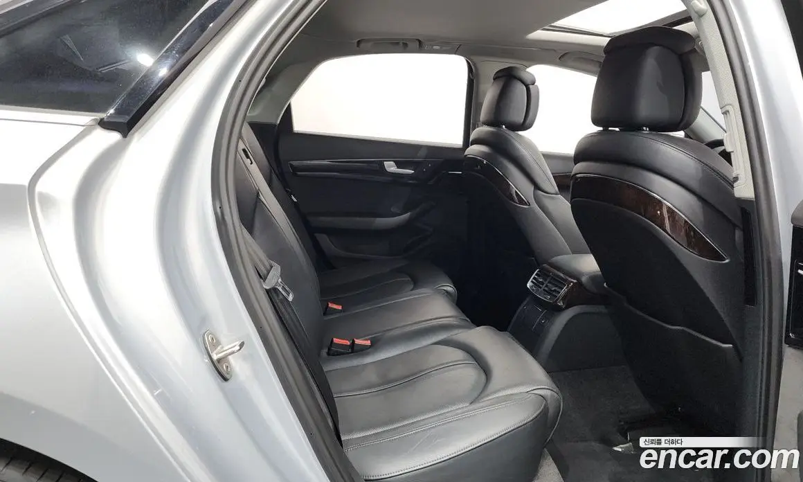 Audi A8 2015 3.0 автомат (гидро), фото 12 Audi A8 2015 3.0 автомат (гидро), фото 12