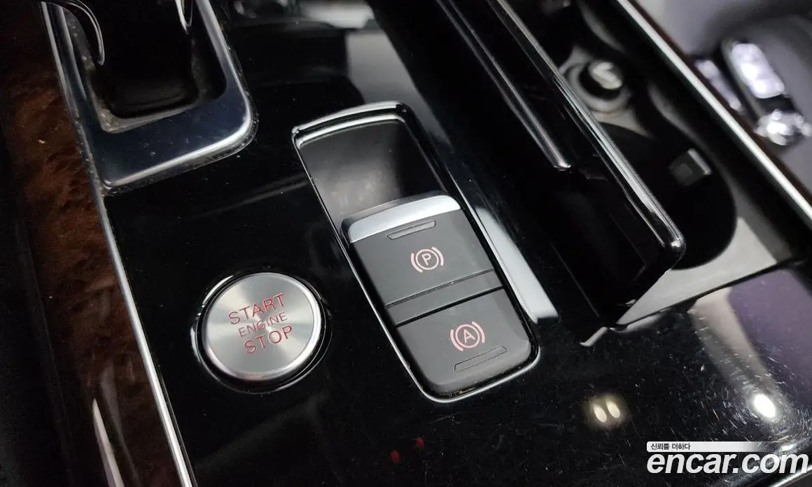 Audi A8 2015 3.0 автомат (гидро), фото 13 Audi A8 2015 3.0 автомат (гидро), фото 13