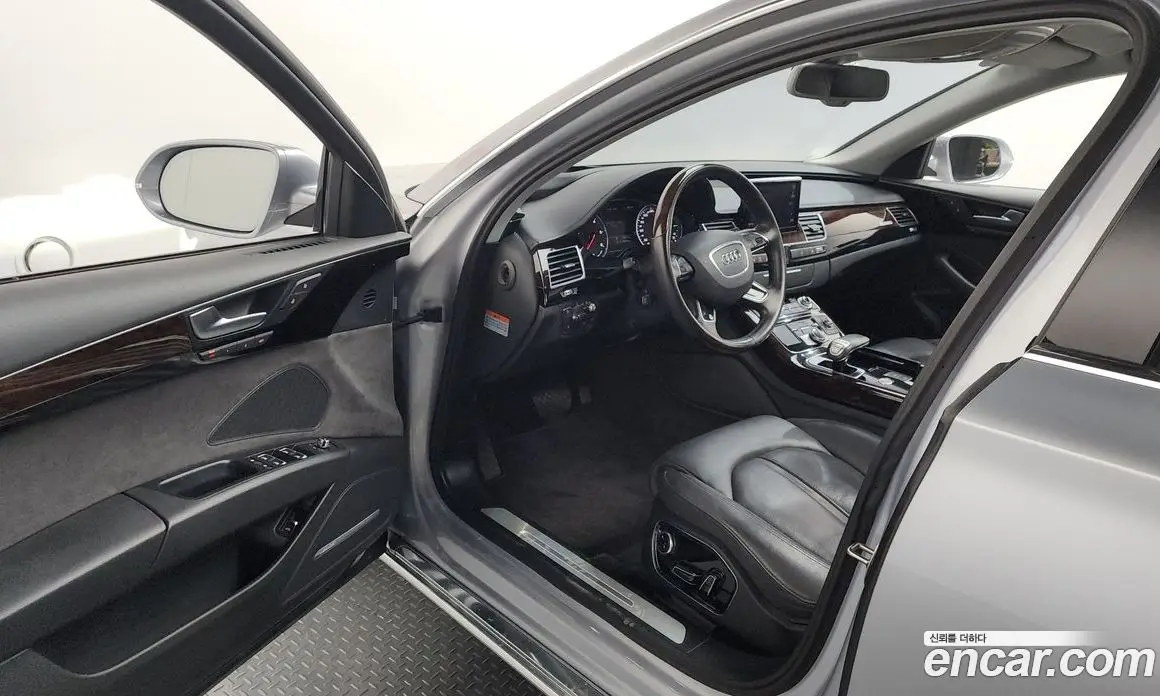 Audi A8 2015 3.0 автомат (гидро), фото 10 Audi A8 2015 3.0 автомат (гидро), фото 10