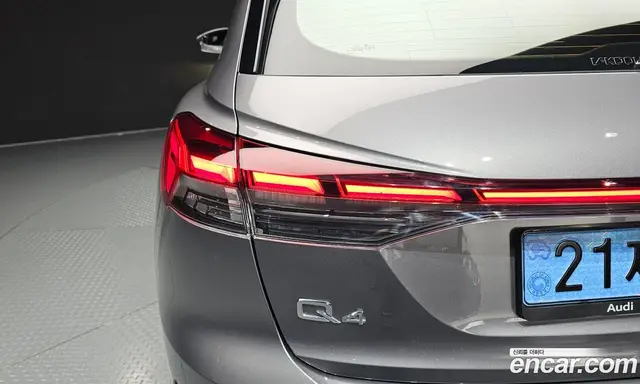 Audi Q4 e-tron 2025 0.2 автомат (гидро), миниатюра 9 Audi Q4 e-tron 2025 0.2 автомат (гидро), миниатюра 9