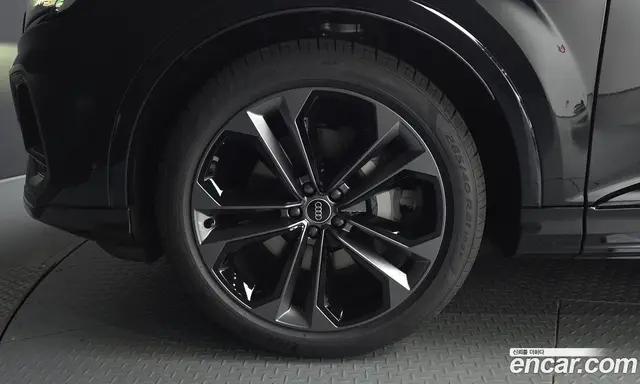 Audi Q7 2026 3.0 автомат (гидро), миниатюра 5 Audi Q7 2026 3.0 автомат (гидро), миниатюра 5