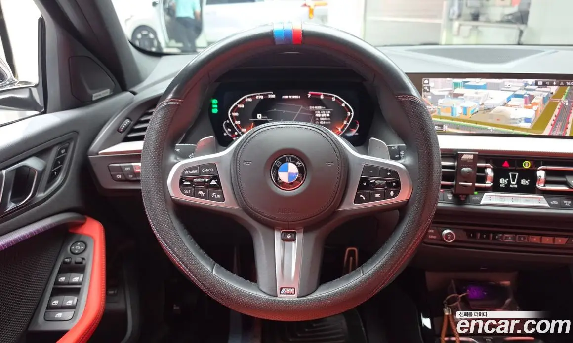 BMW 1 серия 2023 2.0 автомат (гидро), фото 19 BMW 1 серия 2023 2.0 автомат (гидро), фото 19