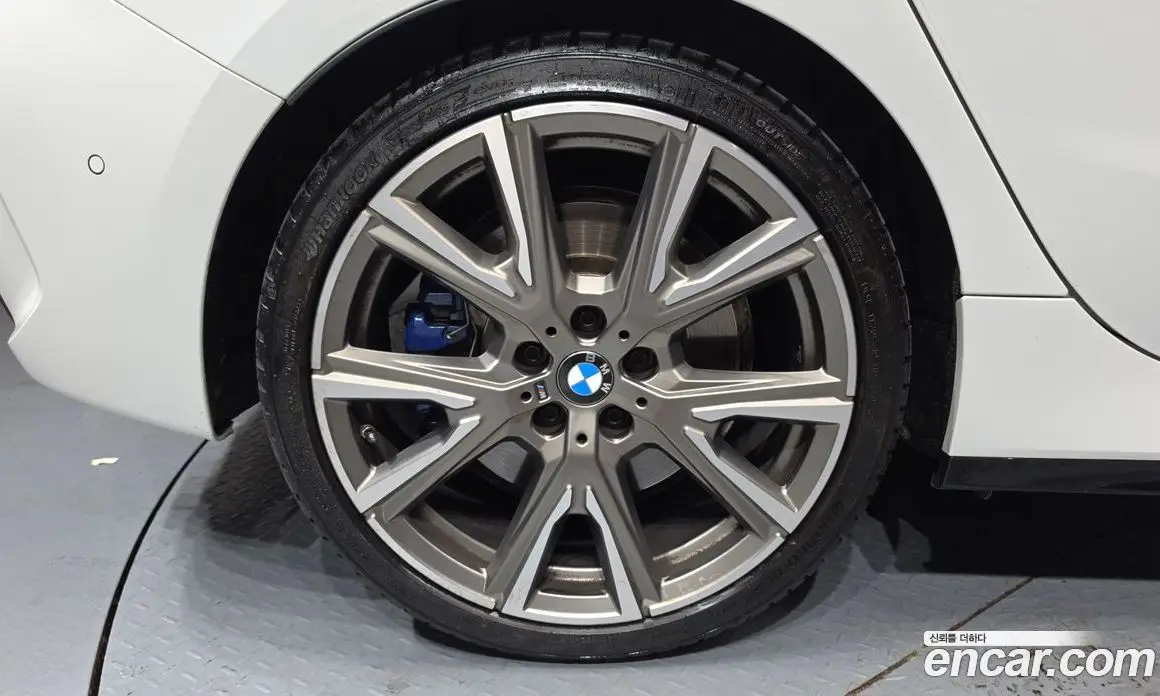 BMW 1 серия 2023 2.0 автомат (гидро), фото 5 BMW 1 серия 2023 2.0 автомат (гидро), фото 5
