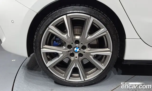 BMW 1 серия 2023 2.0 автомат (гидро), миниатюра 5 BMW 1 серия 2023 2.0 автомат (гидро), миниатюра 5