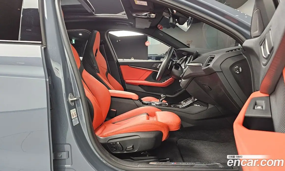 BMW 1 серия 2024 2.0 автомат (гидро), фото 16 BMW 1 серия 2024 2.0 автомат (гидро), фото 16