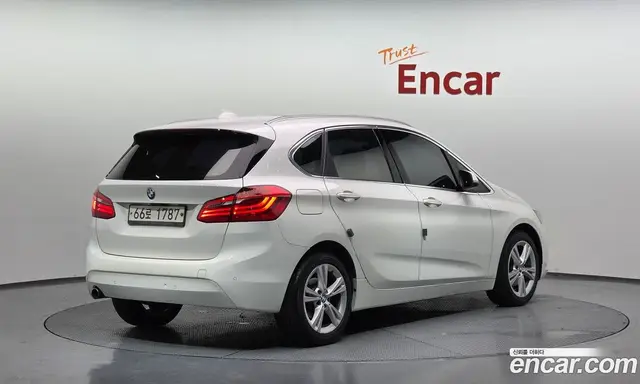 BMW 2 серия 2016 2.0 автомат (гидро), миниатюра 2 BMW 2 серия 2016 2.0 автомат (гидро), миниатюра 2
