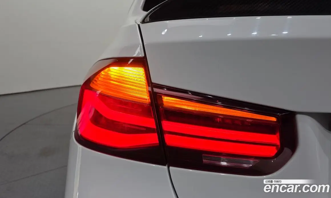 BMW 3 серия 2018 2.0 автомат (гидро), фото 9 BMW 3 серия 2018 2.0 автомат (гидро), фото 9