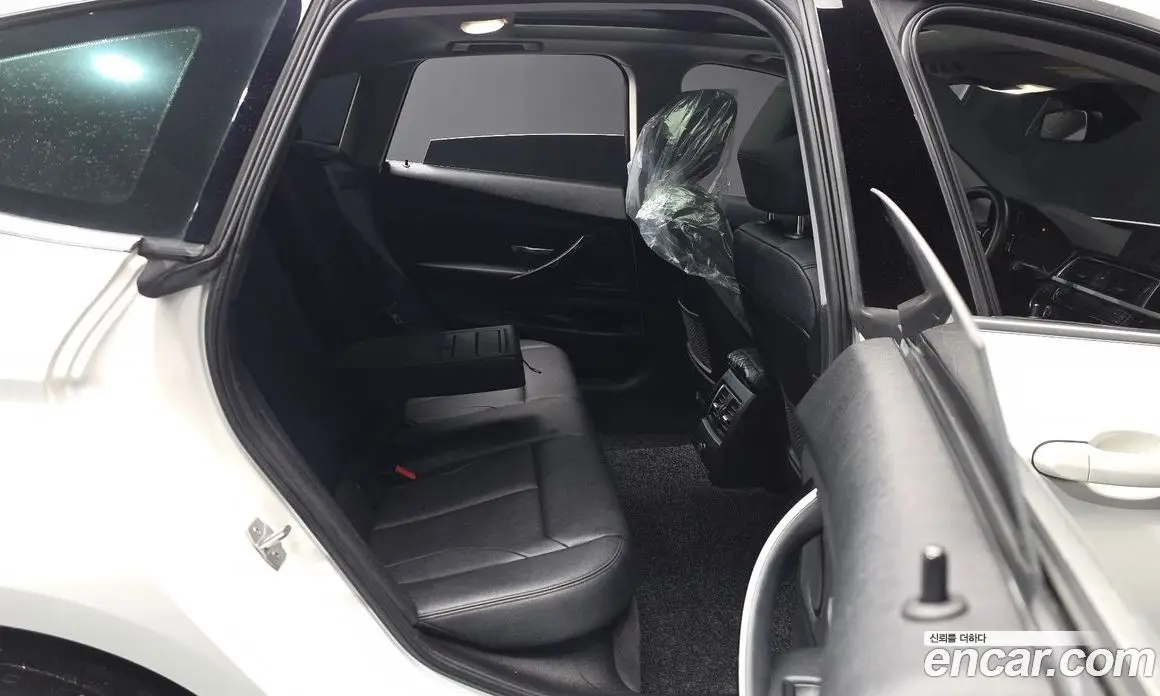 BMW 3 серия 2019 2.0 автомат (гидро), фото 18 BMW 3 серия 2019 2.0 автомат (гидро), фото 18