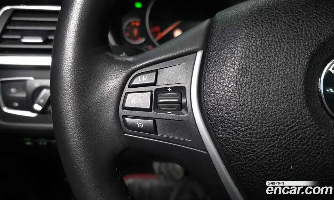 BMW 3 серия 2019 2.0 автомат (гидро), фото 30 BMW 3 серия 2019 2.0 автомат (гидро), фото 30