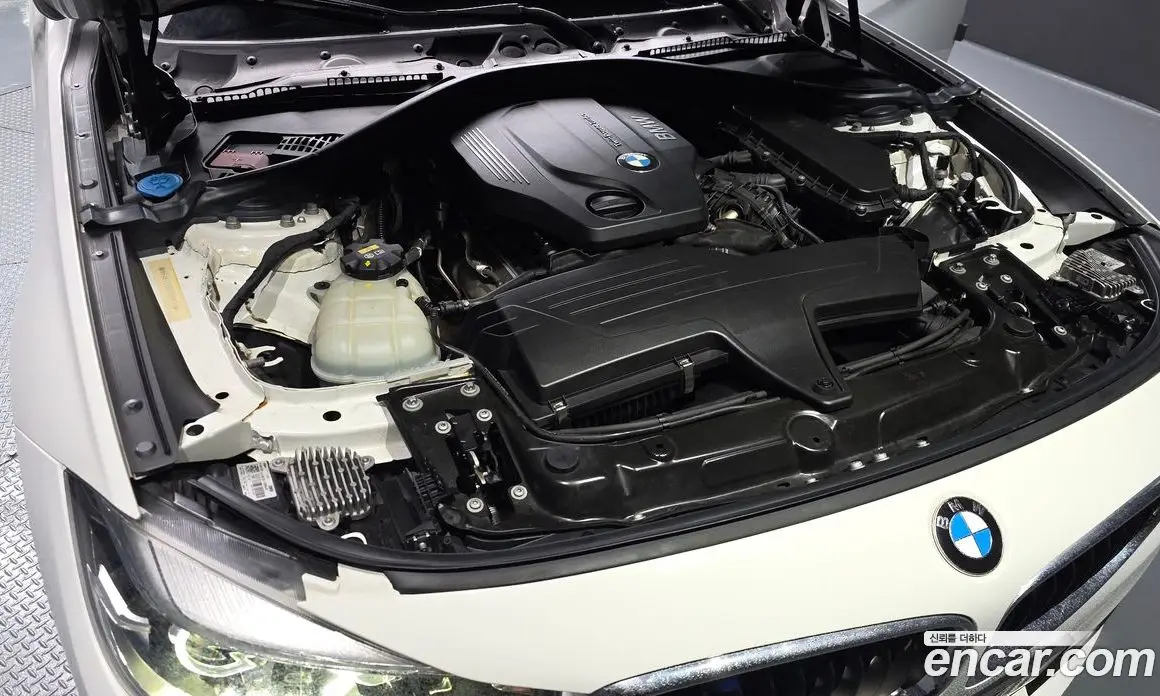 BMW 3 серия 2019 2.0 автомат (гидро), фото 6 BMW 3 серия 2019 2.0 автомат (гидро), фото 6